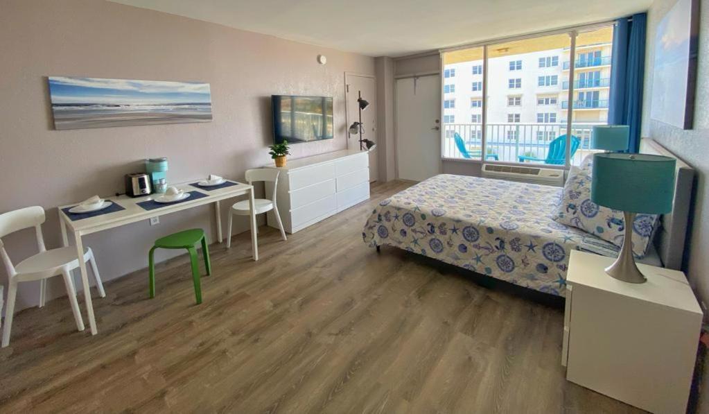 Castaways Resort Studios Дейтона-Бич Экстерьер фото